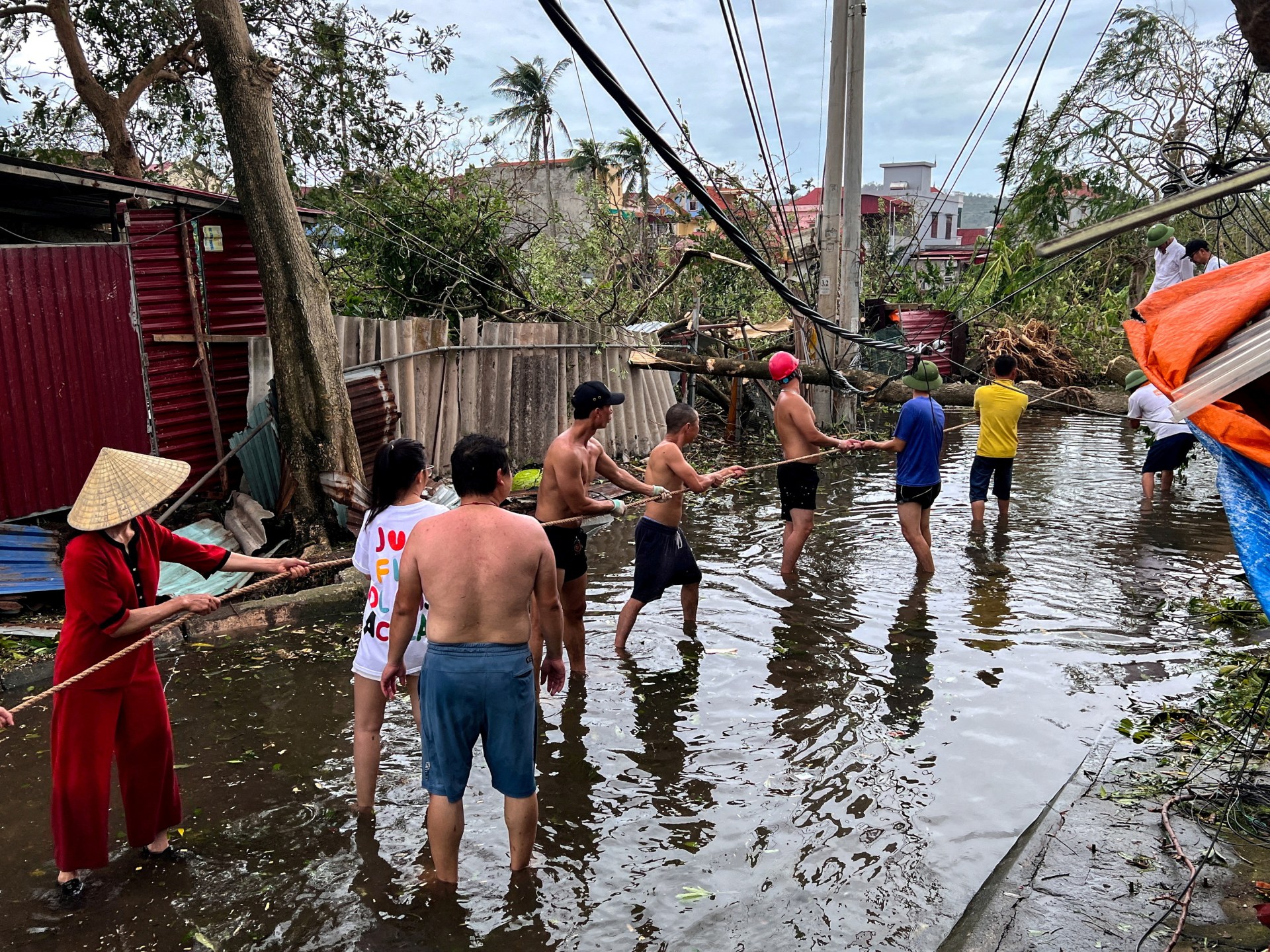 Thousands flee homes in Vietnam as Typhoon Yagi death toll climbs to 127