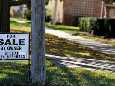 Average rate on 30-year mortgage hits 7%, its fifth straight increase