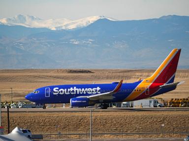 US government sues Southwest Airlines and fines Frontier for chronically delayed flights