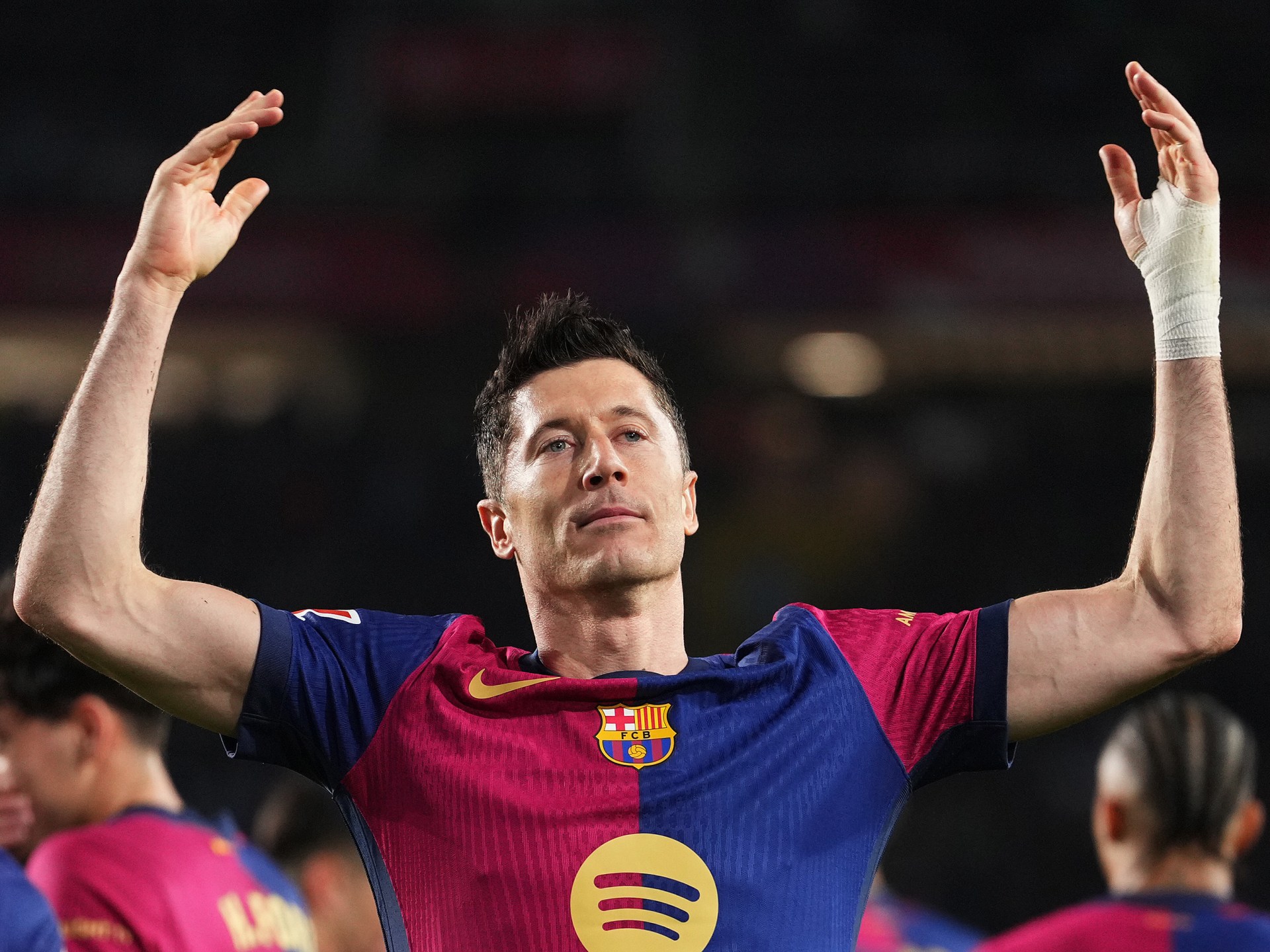 Barcelona top LaLiga as Lewandowski penalty seals Rayo Vallecano win