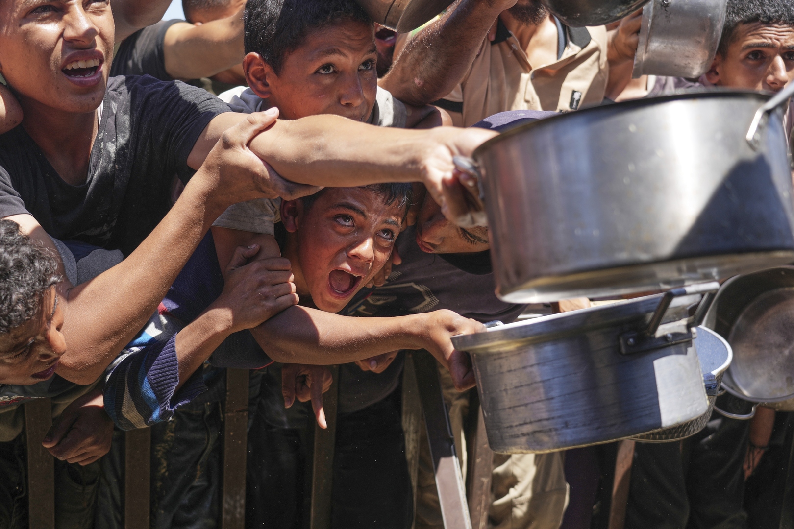 Gaza Humanitarian Foundation to launch aid deliveries despite losing chief