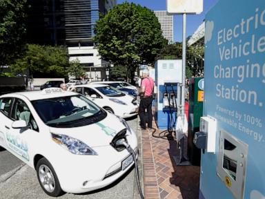 Oregon could join Hawaii in mandating pay-per-mile fees for EV owners