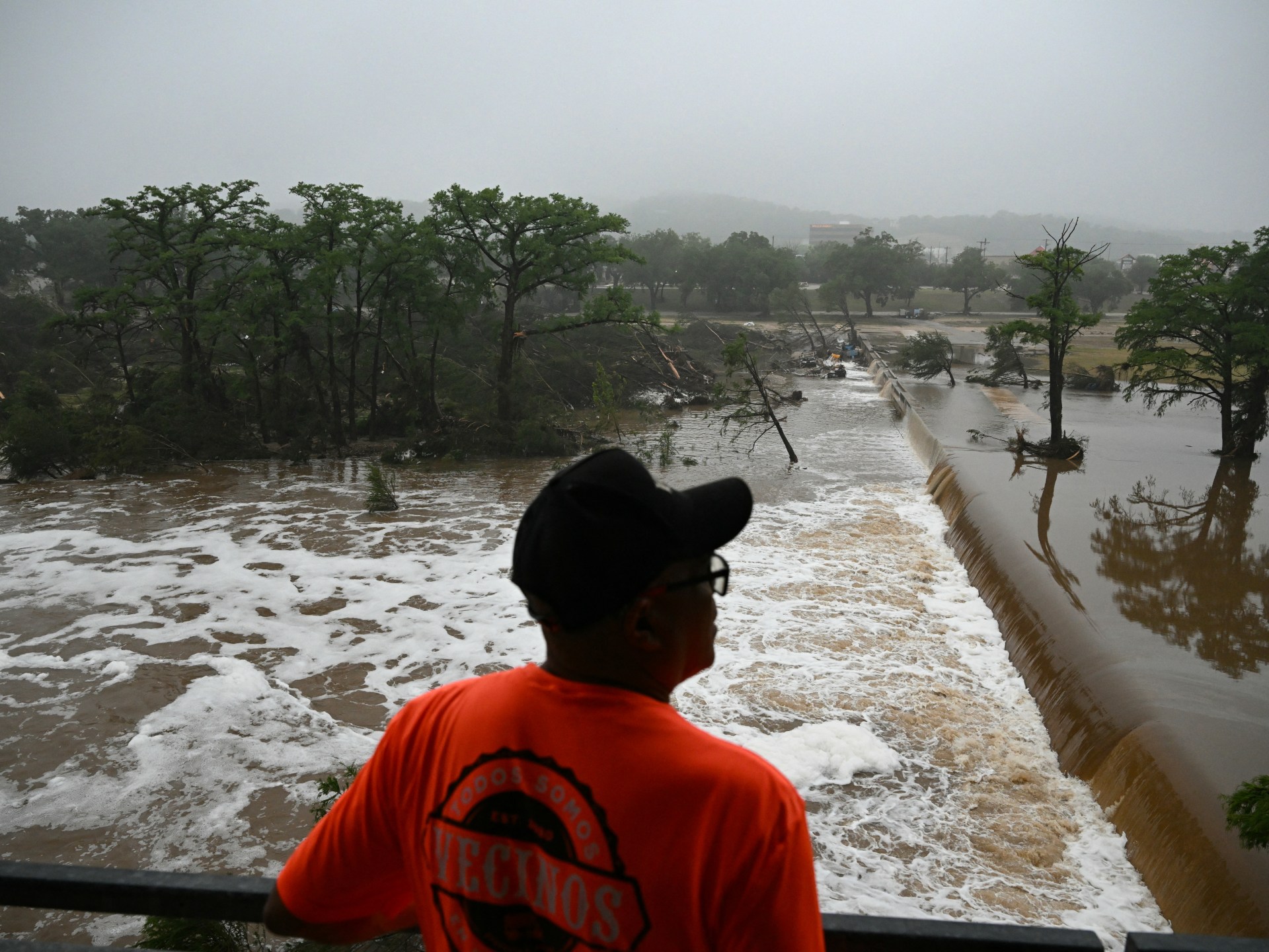 Texas floods death toll rises to 27 as rescuers search for missing children