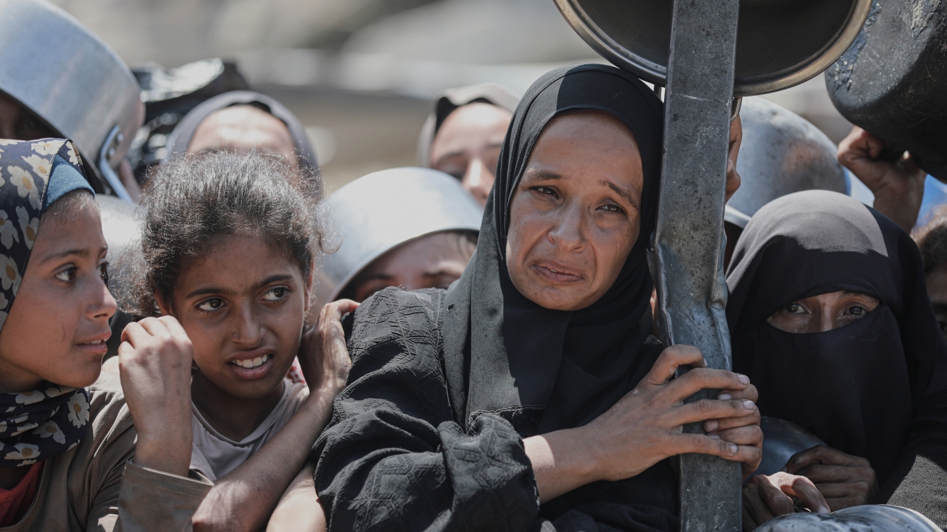 How can Israel engineer a famine in Gaza in the 21st century?