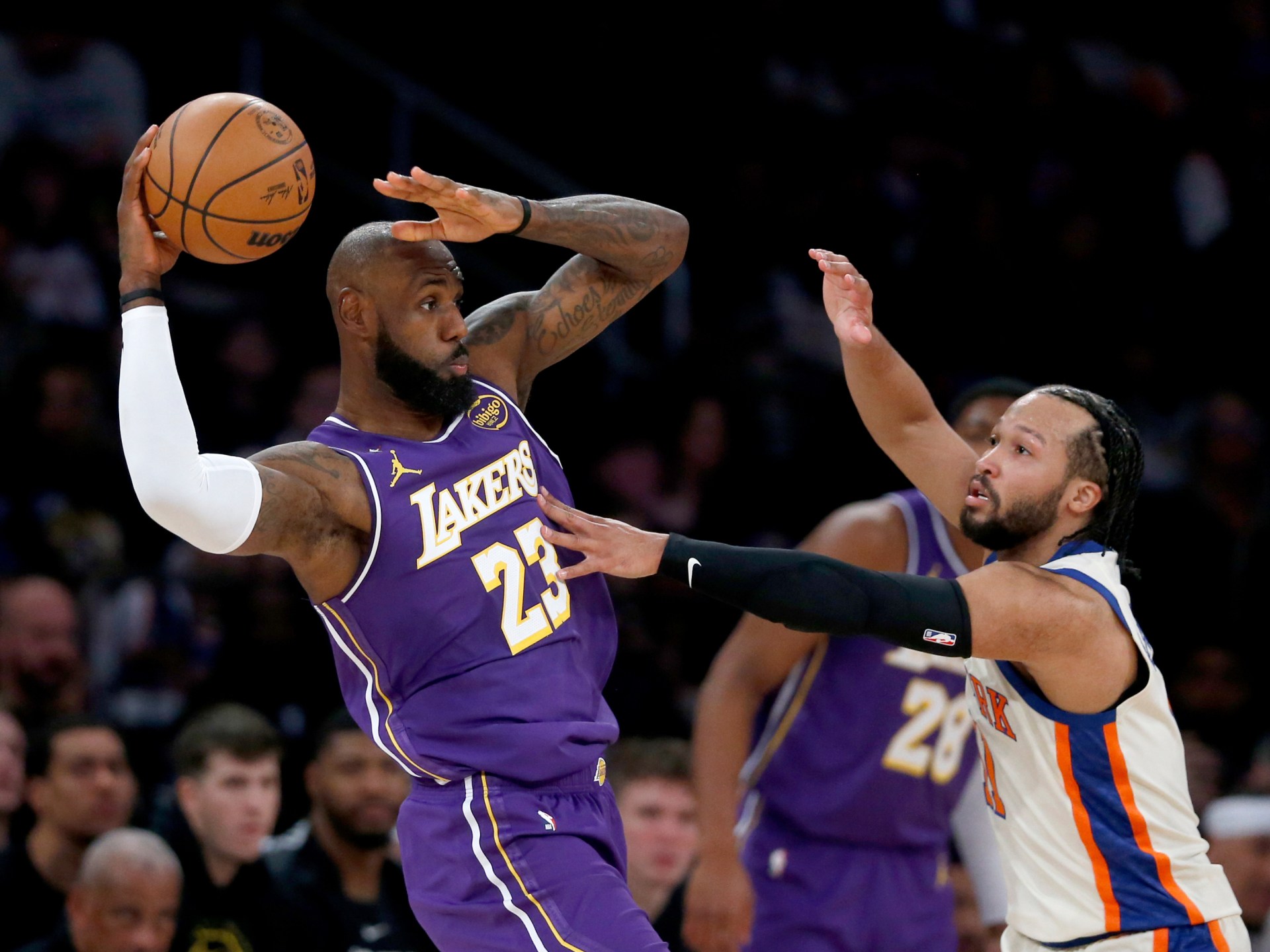 Knicks beat Lakers; spoil LeBron James’s 32nd game at Madison Square Garden