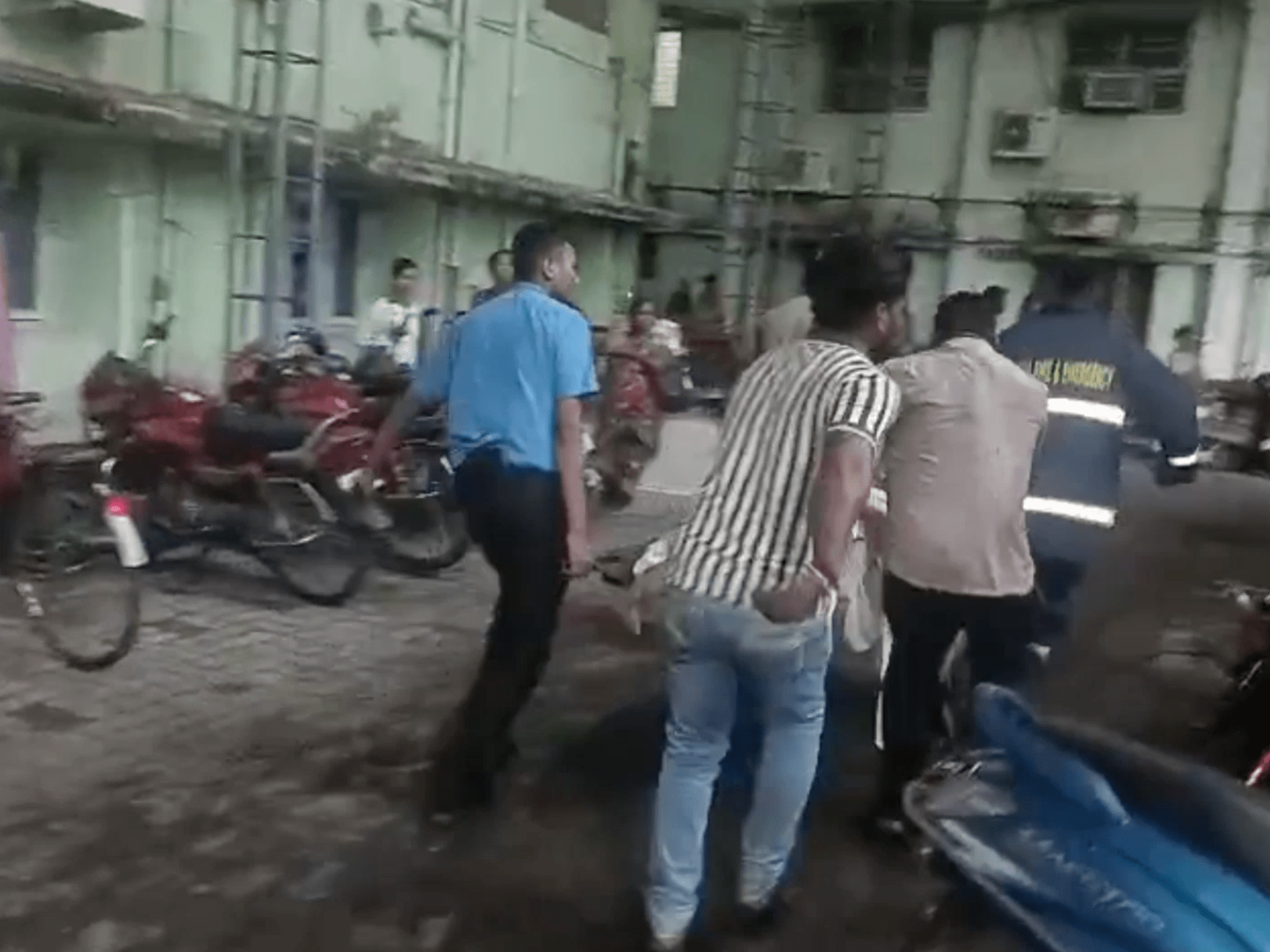 Ten ICU patients killed in hospital fire in eastern India