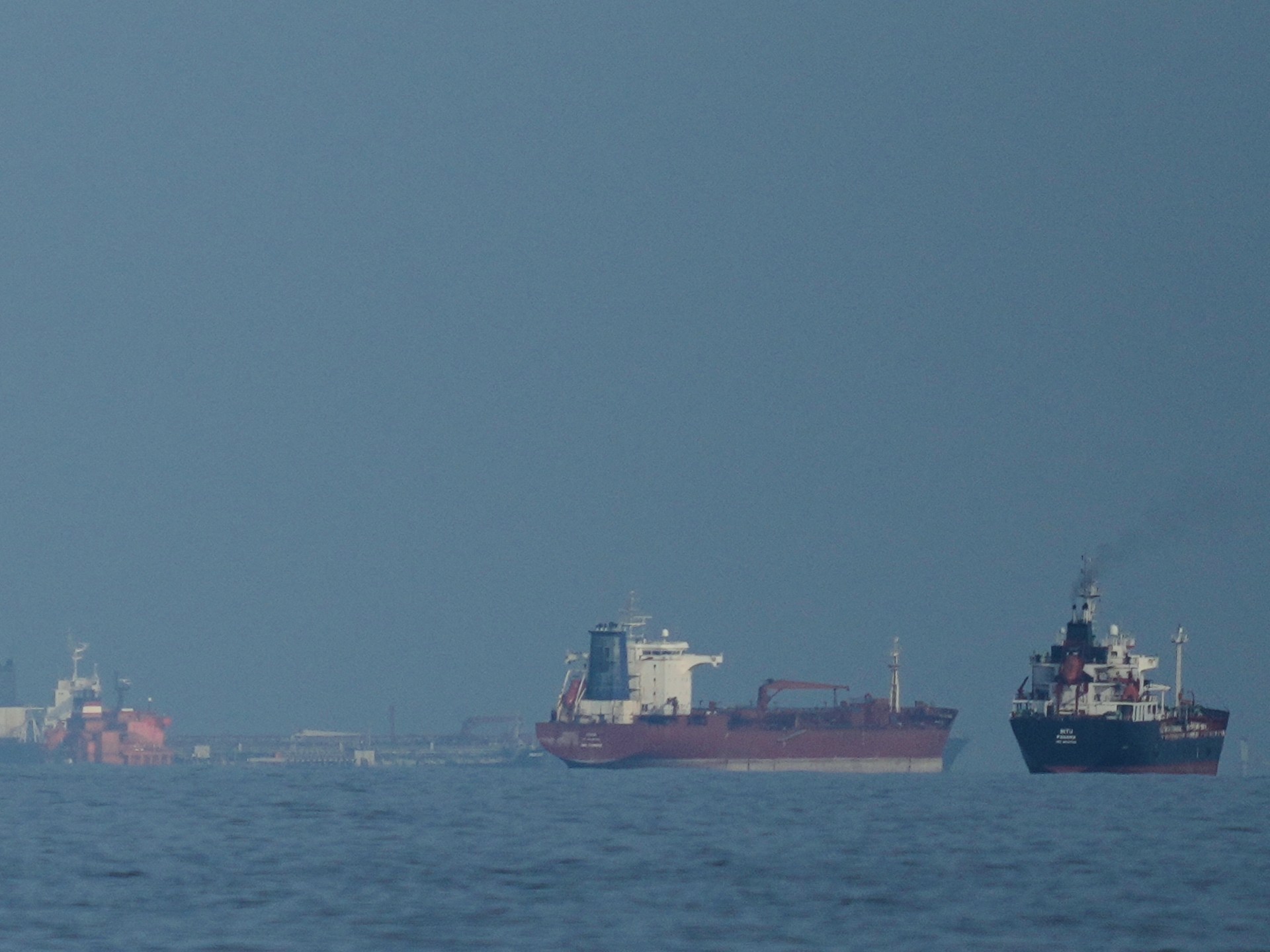Oil rises above $106 per barrel as US, Iran deadlocked in Strait of Hormuz