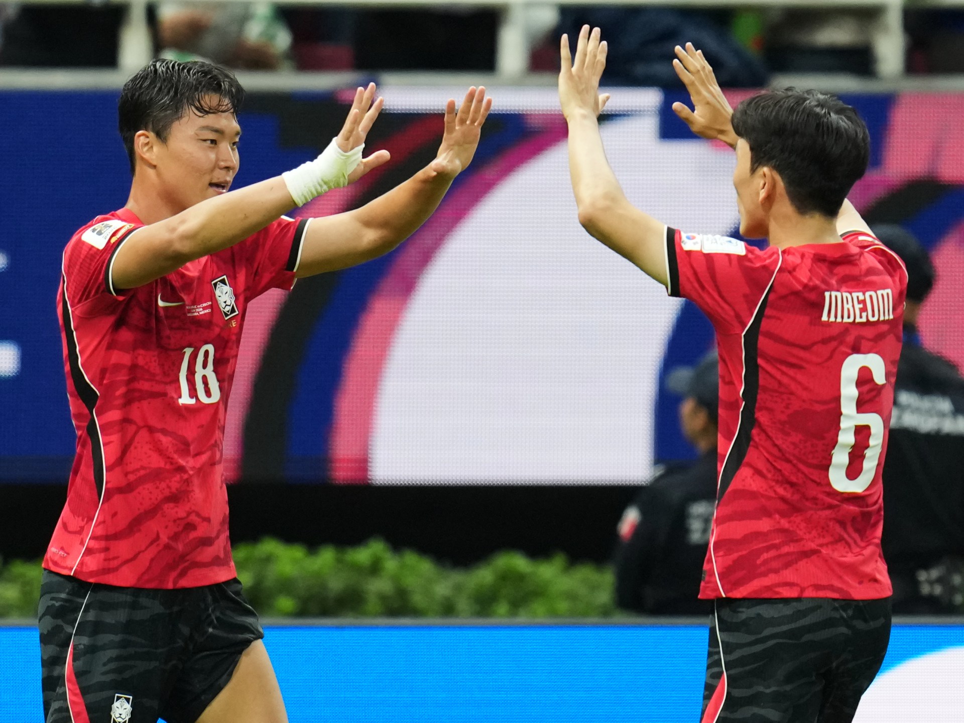 South Korea rally to beat Czechia 2-1 on World Cup opening day